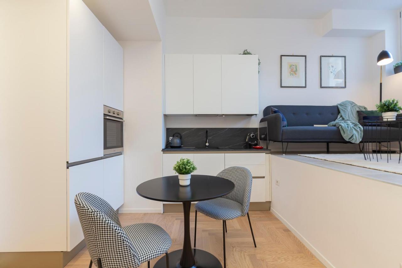 I Host Apartment - Val Strona Milan Exterior photo